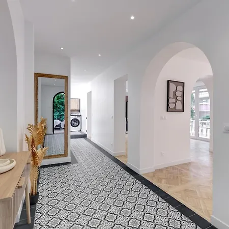 Urbanflat 228 - D Exception Avec Piscine Privee Et Plages A Pied Les Pins Juan-les-Pins