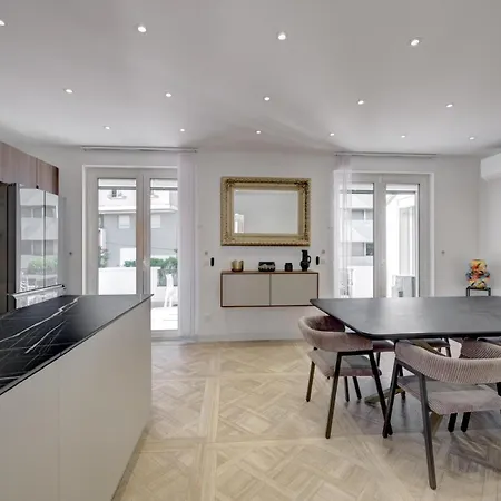 Feriehus Urbanflat 228 - D Exception Avec Piscine Privee Et Plages A Pied Les Pins Juan-les-Pins