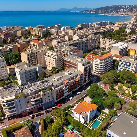 Feriehus Urbanflat 228 - D Exception Avec Piscine Privee Et Plages A Pied Les Pins Juan-les-Pins
